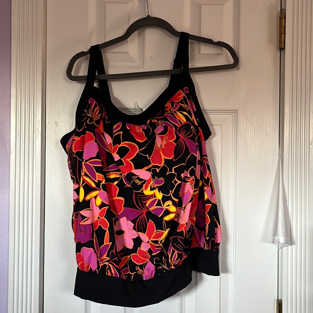 Full coverage bathing suit top